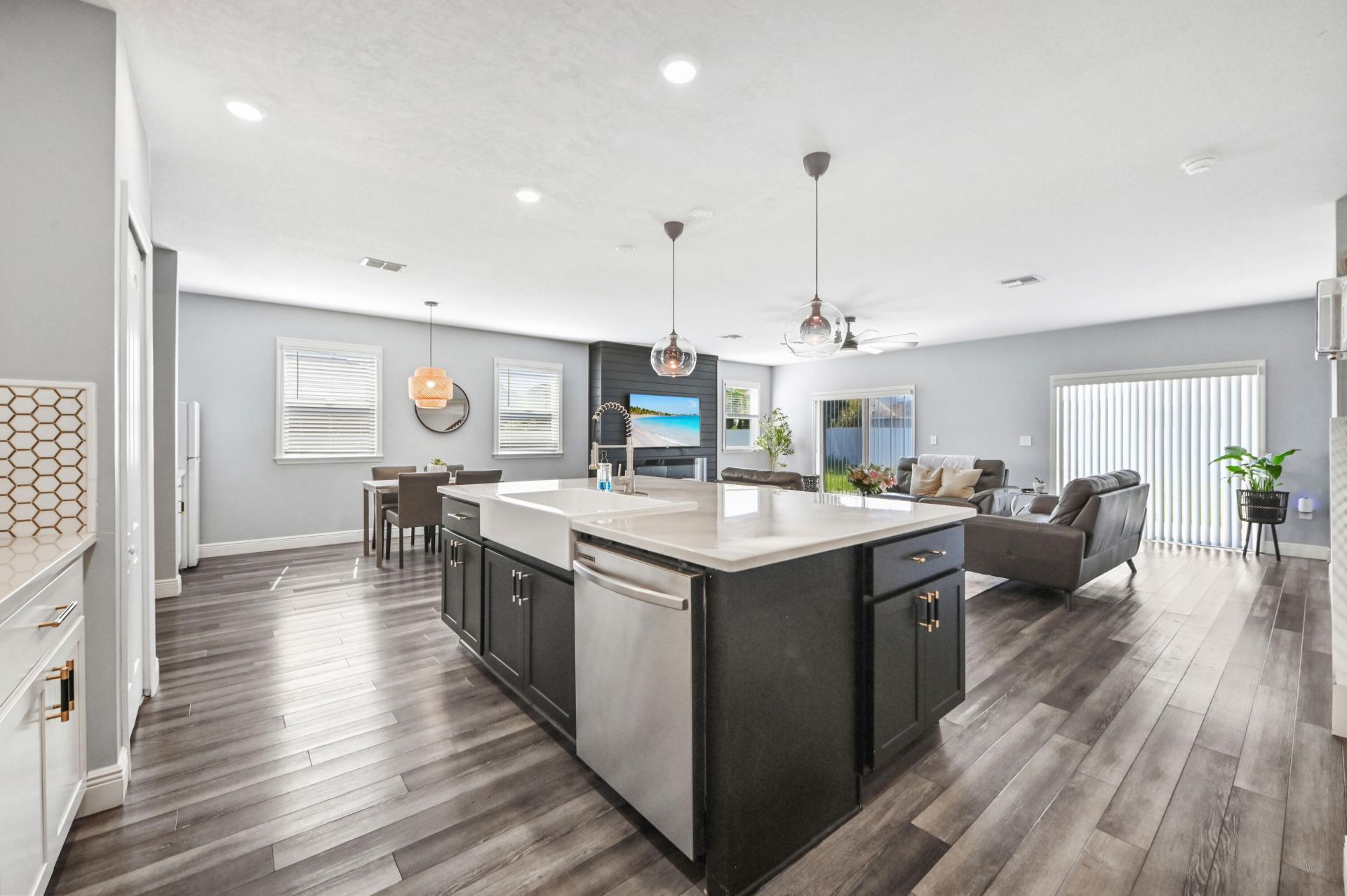 412 SW Dailey Avenue, Port Saint Lucie, FL 34953 Photo