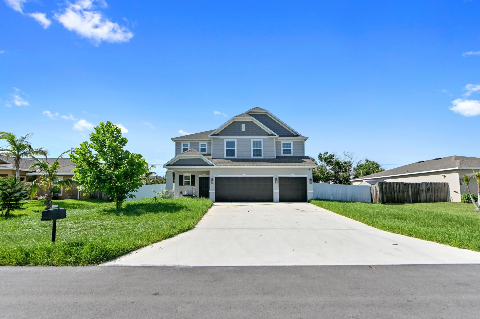 412 SW Dailey Avenue, Port Saint Lucie, FL 34953 Photo
