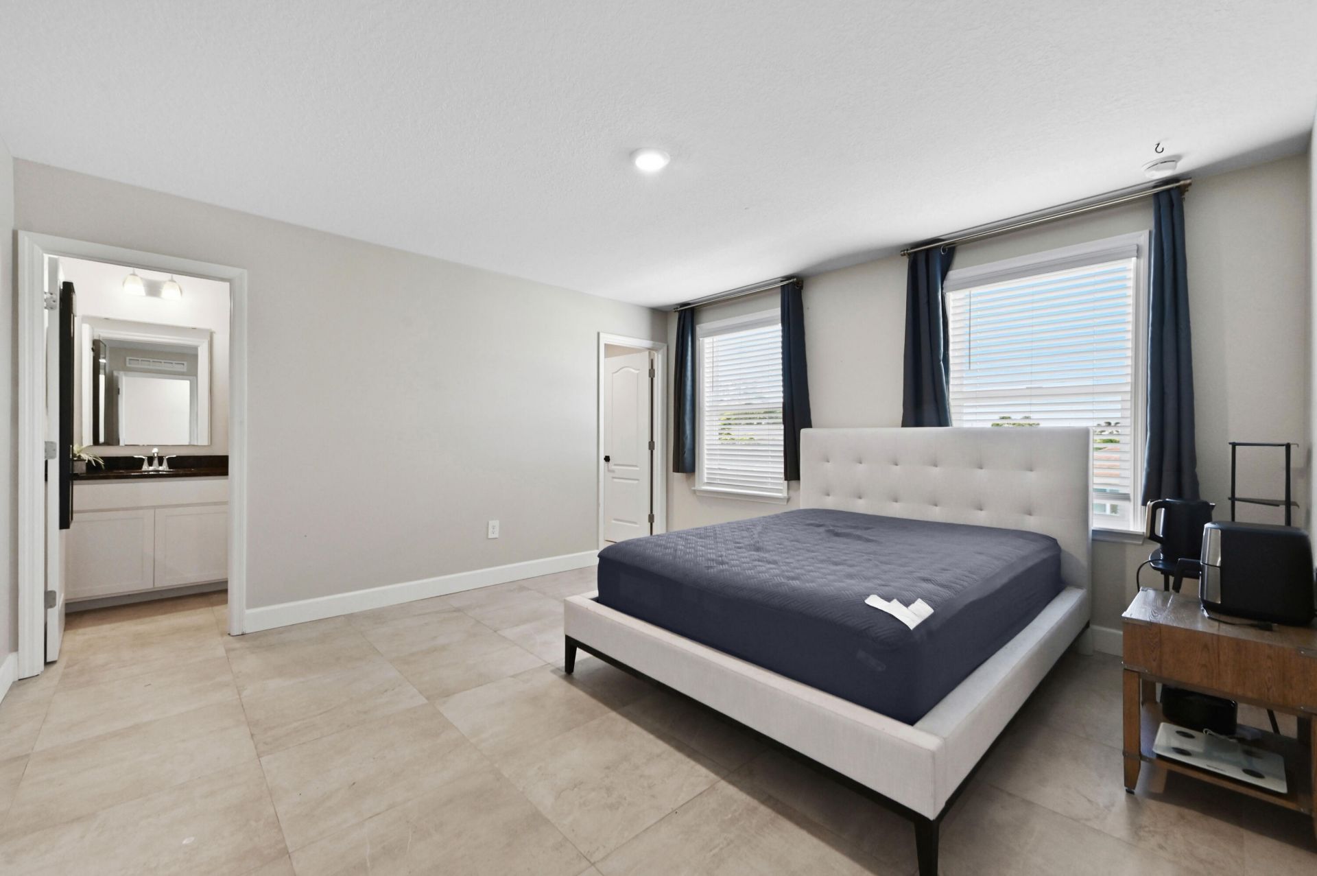 412 SW Dailey Avenue, Port Saint Lucie, FL 34953 Photo