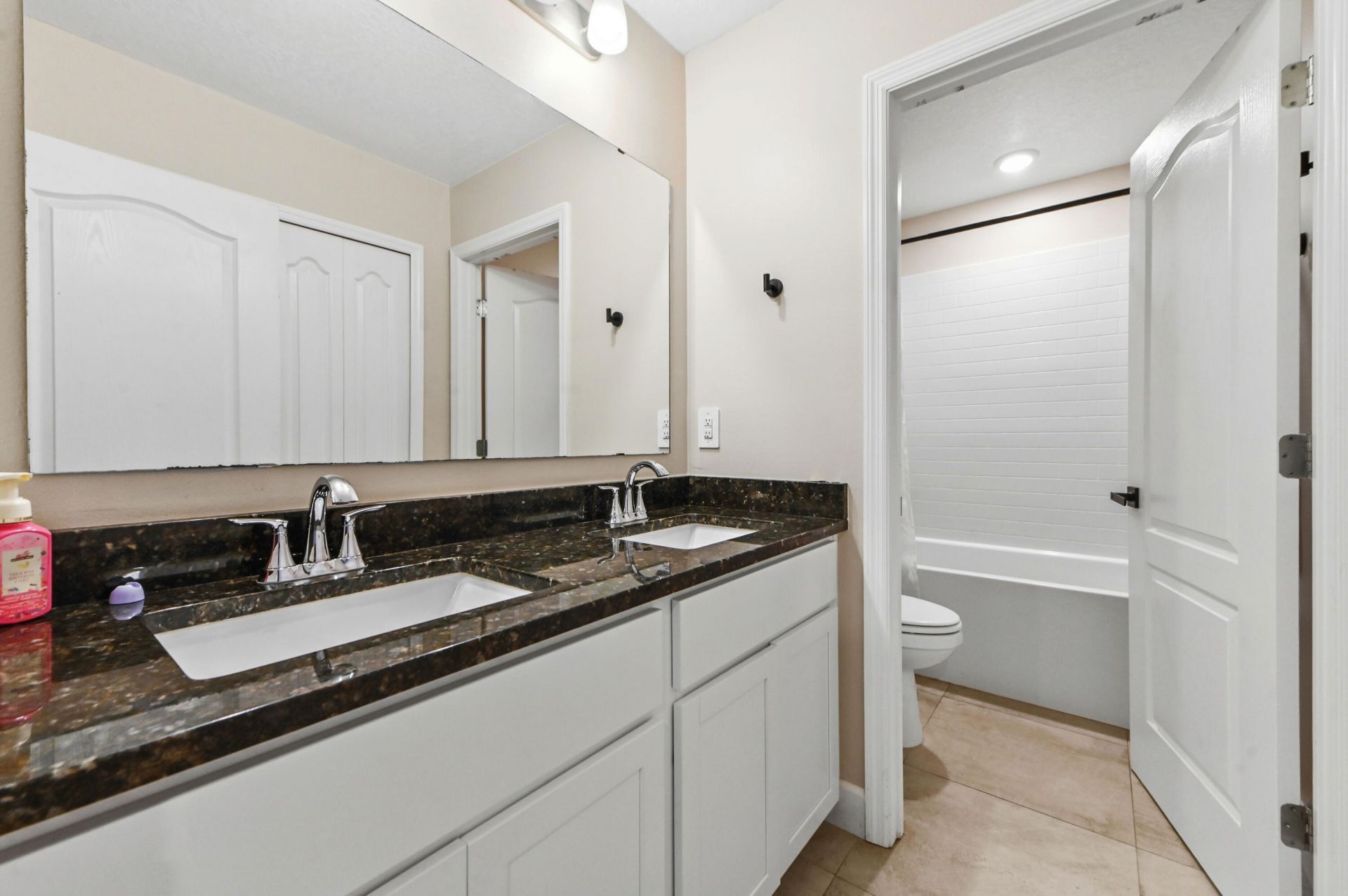 412 SW Dailey Avenue, Port Saint Lucie, FL 34953 Photo