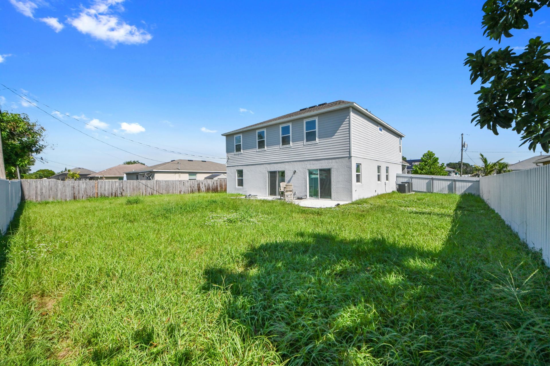 412 SW Dailey Avenue, Port Saint Lucie, FL 34953 Photo