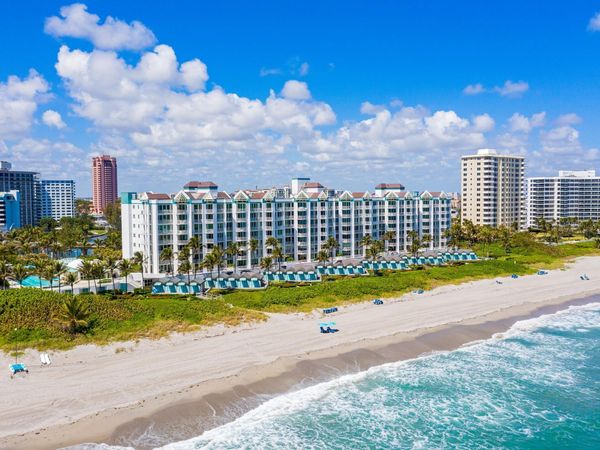 800 S Ocean Boulevard, Unit PH4, Boca Raton, FL 33432