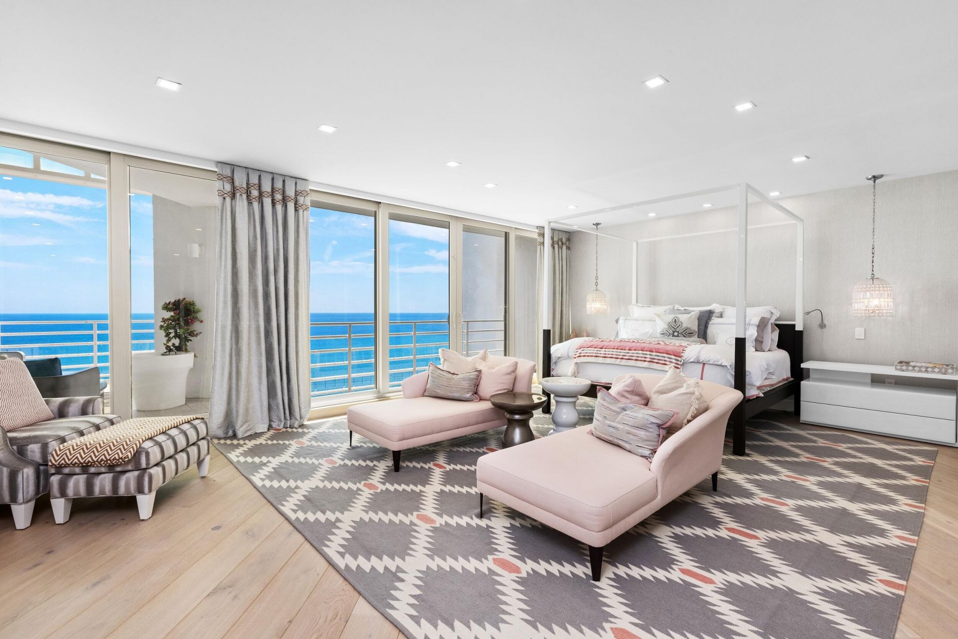 800 S Ocean Boulevard, Unit PH4, Boca Raton, FL 33432 Photo