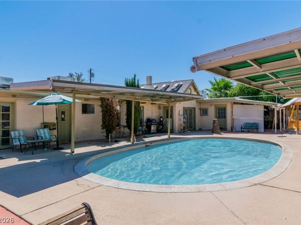 1567 Shadow Mountain Place, Las Vegas, NV 89108