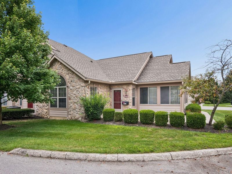 8914 Linksway Drive, Powell, OH 43065 Photo 3