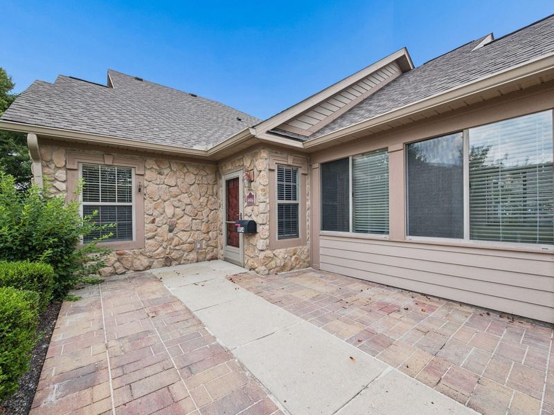 8914 Linksway Drive, Powell, OH 43065 Photo 4