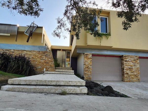 4 CALLE EUCALIPTO, Guaynabo, PR 00968
