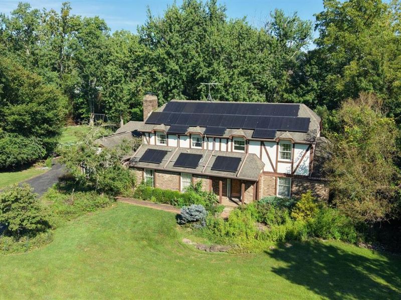 6895 Marblehead Drive, Indian Hill, OH 45243 Photo 2
