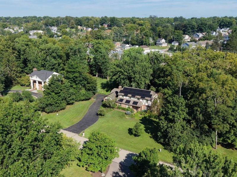6895 Marblehead Drive, Indian Hill, OH 45243 Photo 3