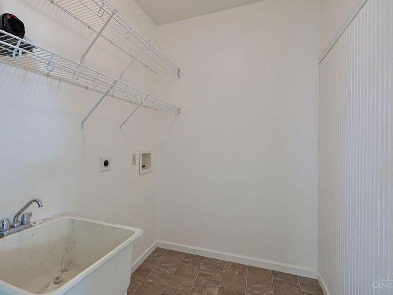 6469 Hampshire Trail, Liberty Township, OH 45044 Photo 28