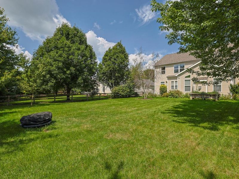 6469 Hampshire Trail, Liberty Township, OH 45044 Photo 59