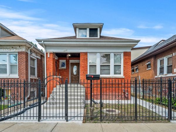 3220 W 65th Street , Chicago, IL 60629