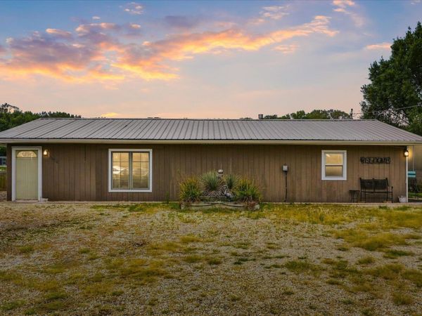 361 River View Road, Guttenberg, IA 52052