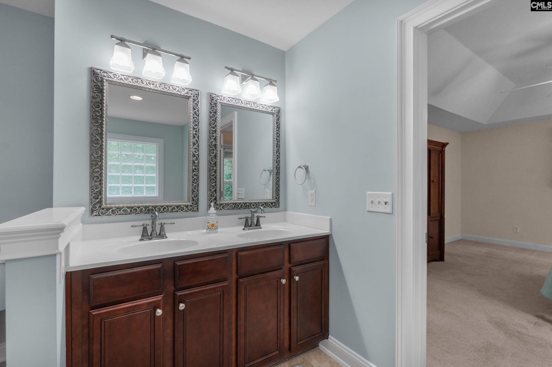108 Caprice Court  Photo 46