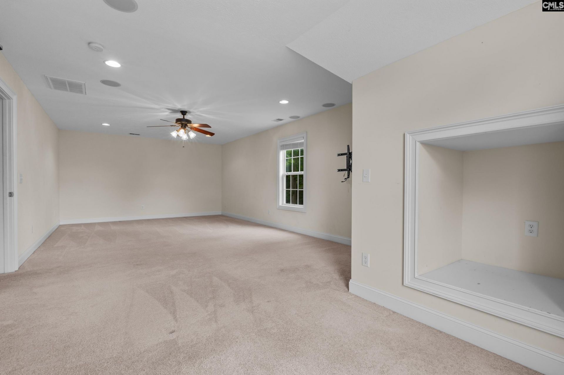 108 Caprice Court  Photo 53