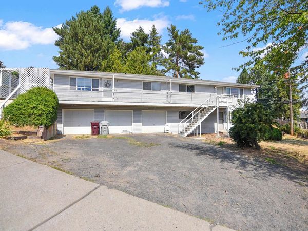 1430 NW Deane St., Pullman, WA 99163