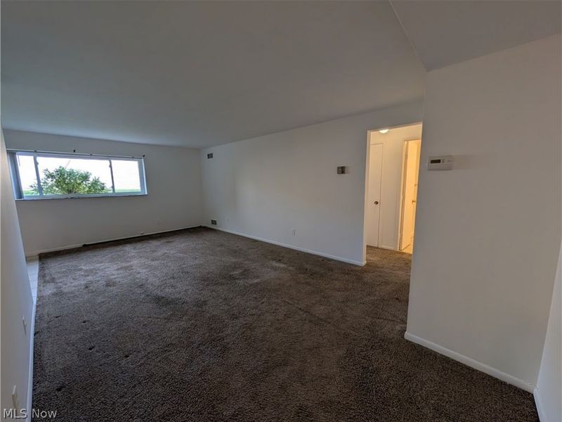 21801 River Oaks Drive, Unit A2, Rocky River, OH 44116 Photo 4