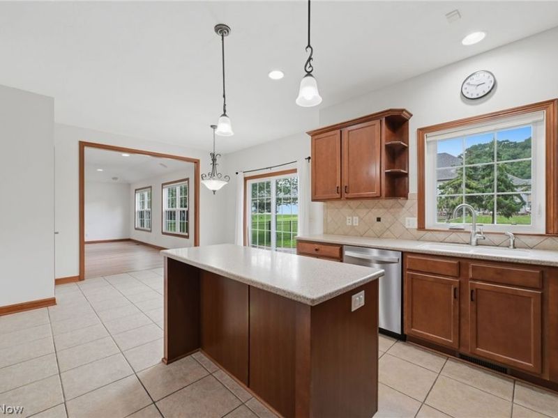 6619 Shiloh Street NW, Canton, OH 44708 Photo 16