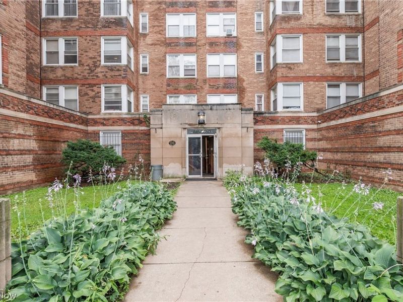 12700 Shaker Boulevard, Cleveland, OH 44120 Photo 2