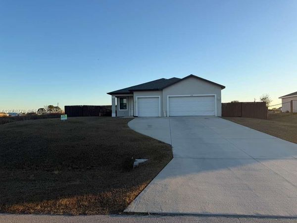 9026 W Mac Ct , La Belle, FL 33935