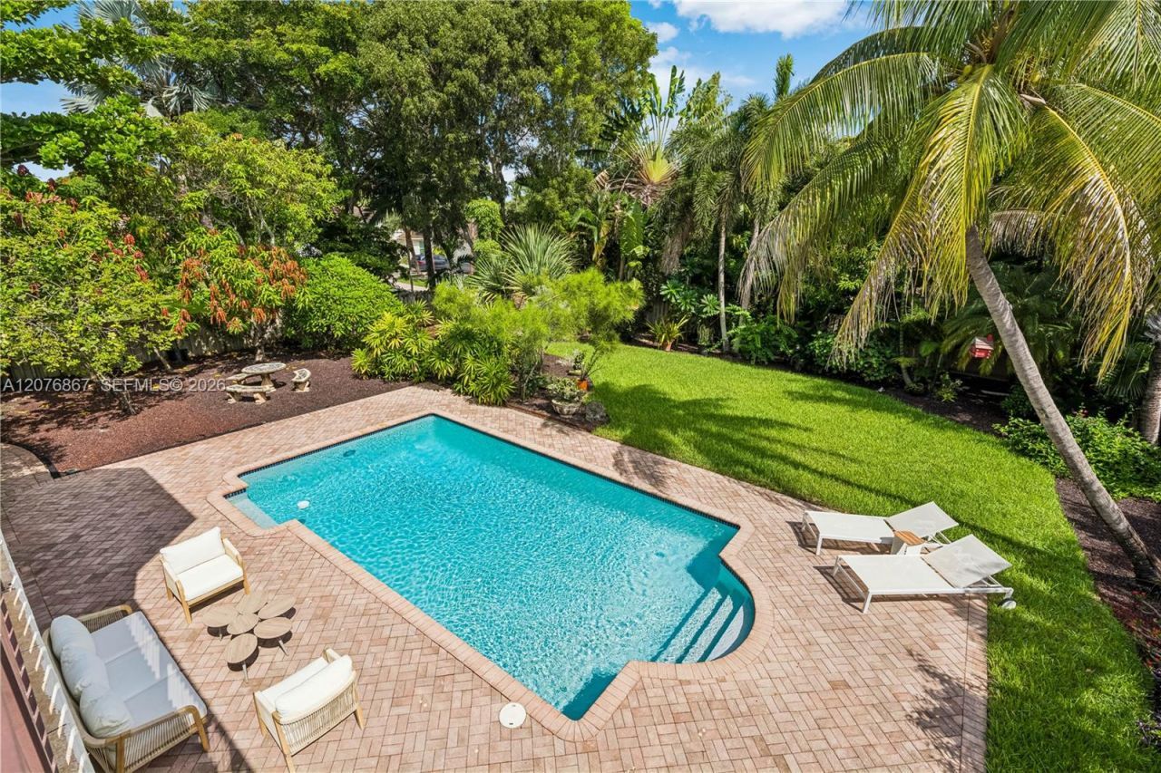 8445 SW 163rd Ter , Palmetto Bay, FL 33157 Photo