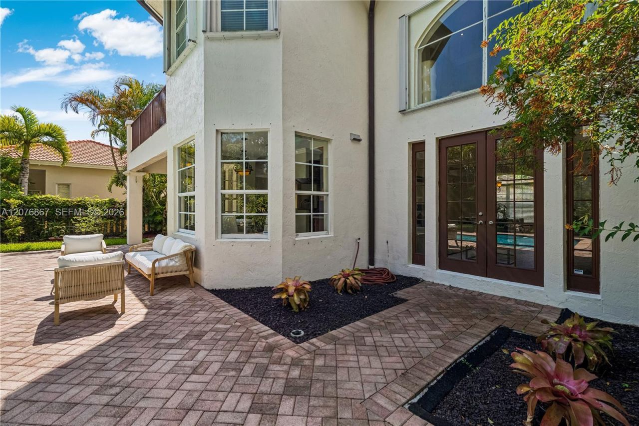8445 SW 163rd Ter , Palmetto Bay, FL 33157 Photo