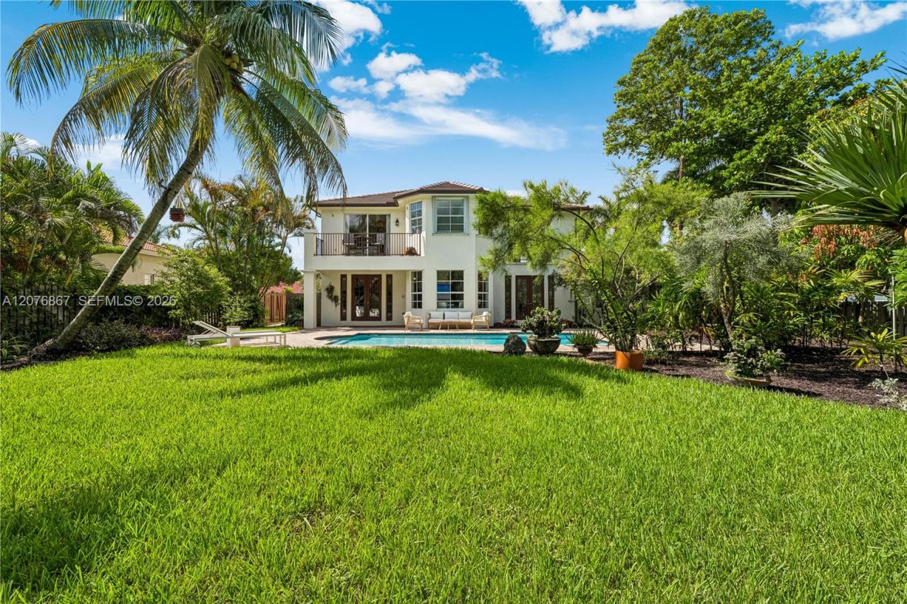8445 SW 163rd Ter , Palmetto Bay, FL 33157 Photo