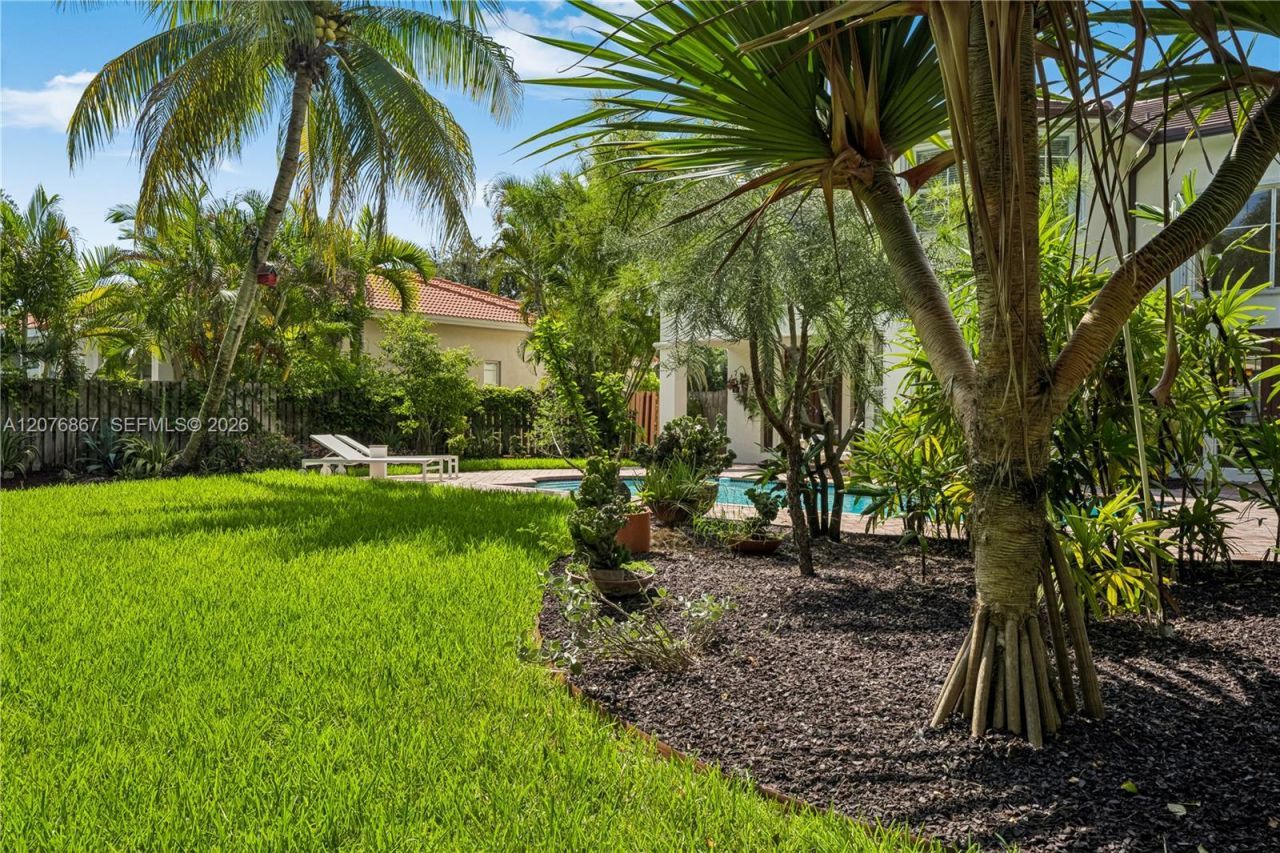 8445 SW 163rd Ter , Palmetto Bay, FL 33157 Photo