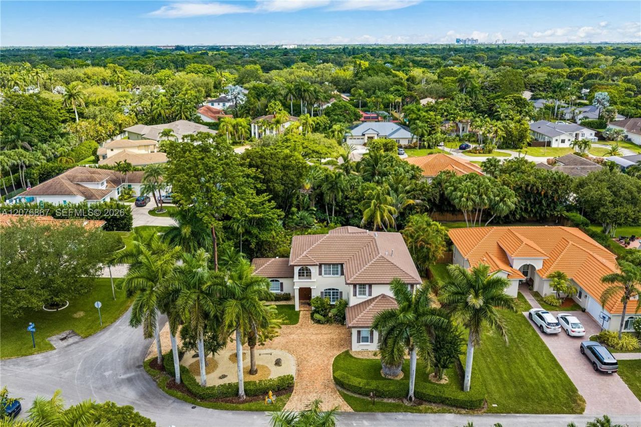 8445 SW 163rd Ter , Palmetto Bay, FL 33157 Photo