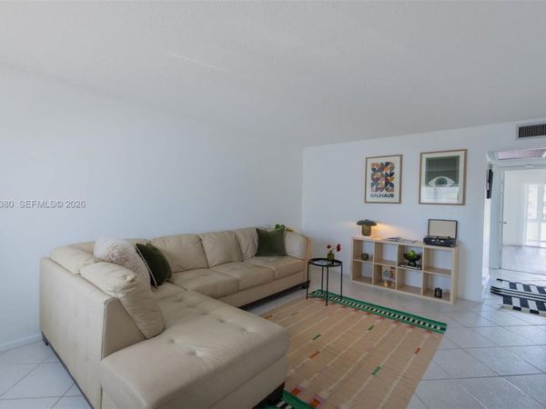 2052 E Harwood E , Unit 2052, Deerfield Beach, FL 33442