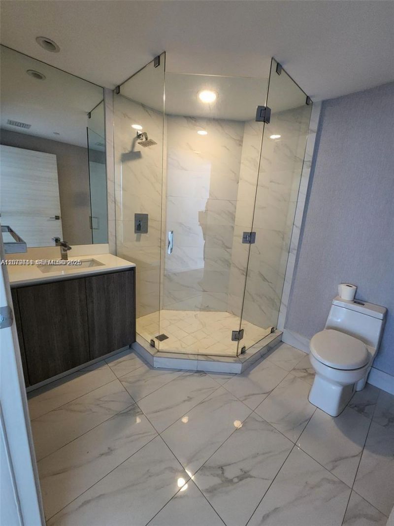 801 S Miami Ave , Unit 1804, Miami, FL 33130 Photo