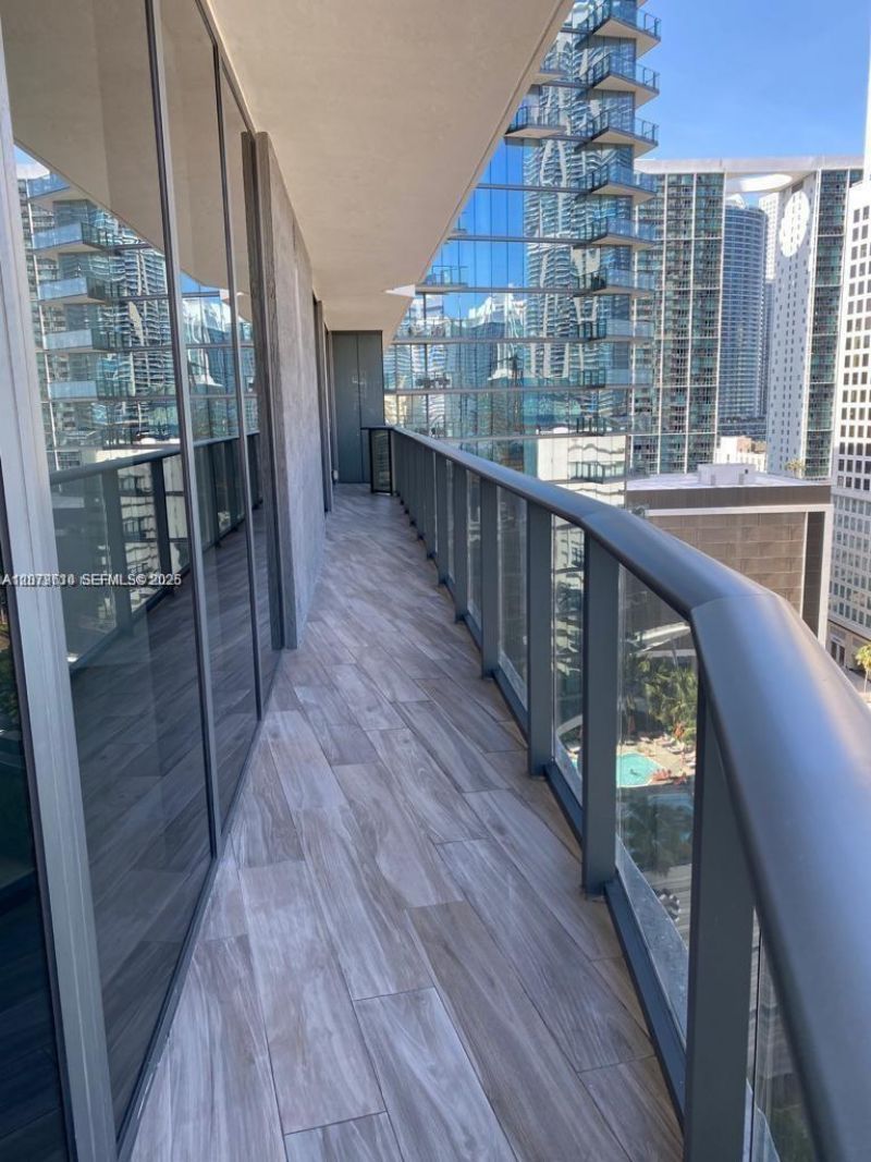 801 S Miami Ave , Unit 1804, Miami, FL 33130 Photo