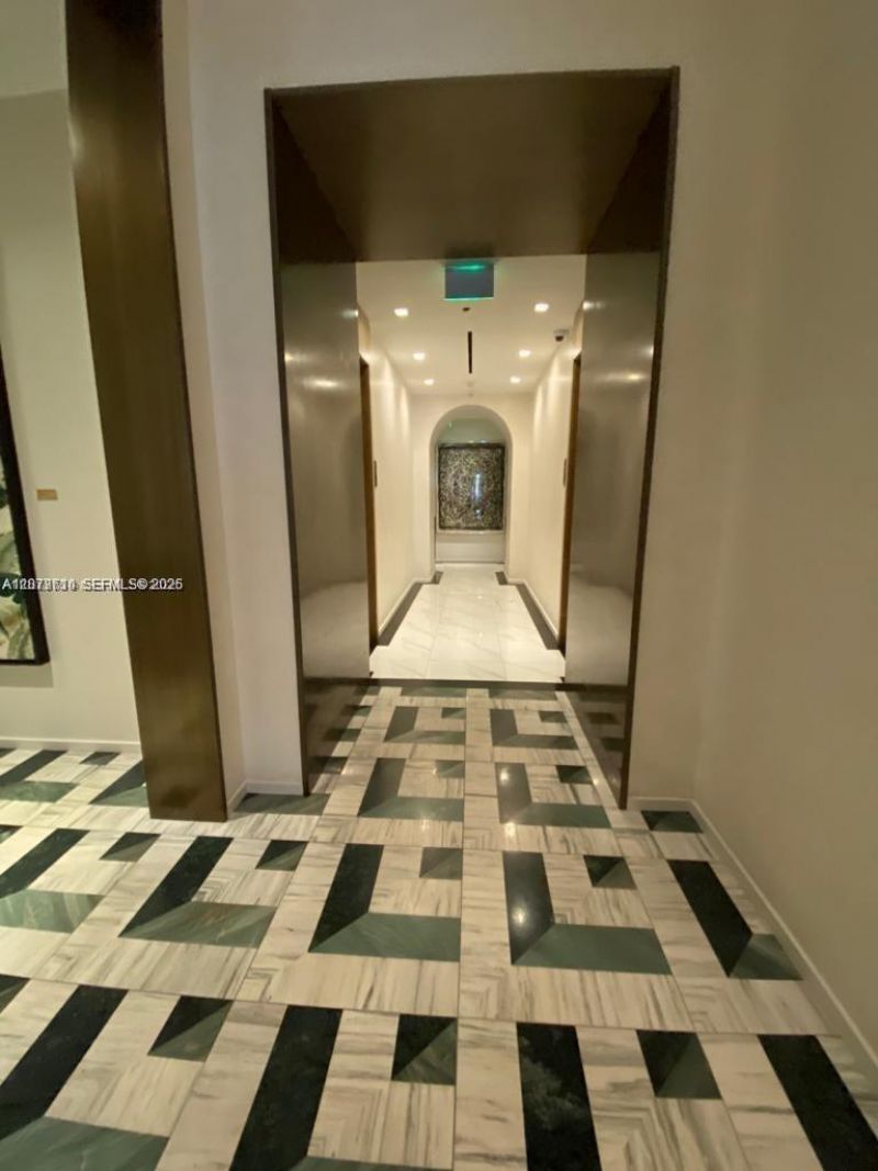 801 S Miami Ave , Unit 1804, Miami, FL 33130 Photo