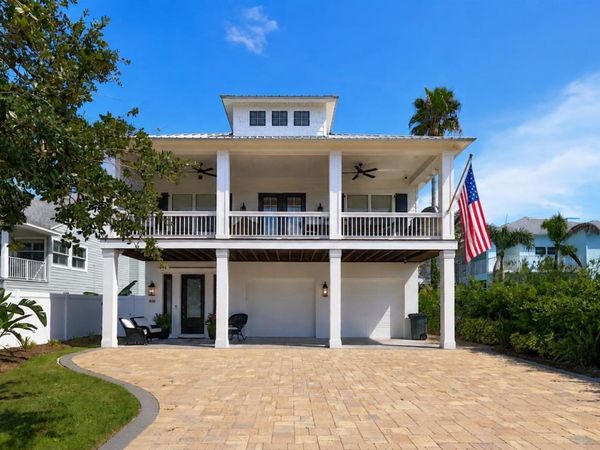 818 OCEAN AVENUE, NEW SMYRNA BEACH, FL 32169