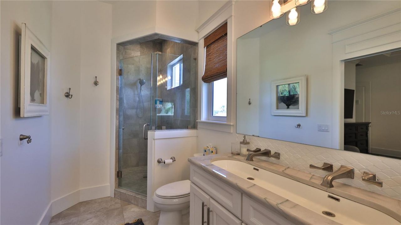 818 Ocean Avenue, New Smyrna Beach, FL 32169 Photo