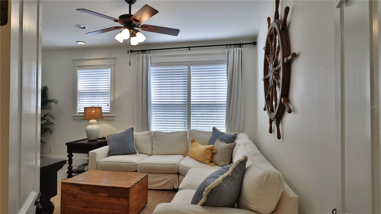 818 Ocean Avenue, New Smyrna Beach, FL 32169 Photo