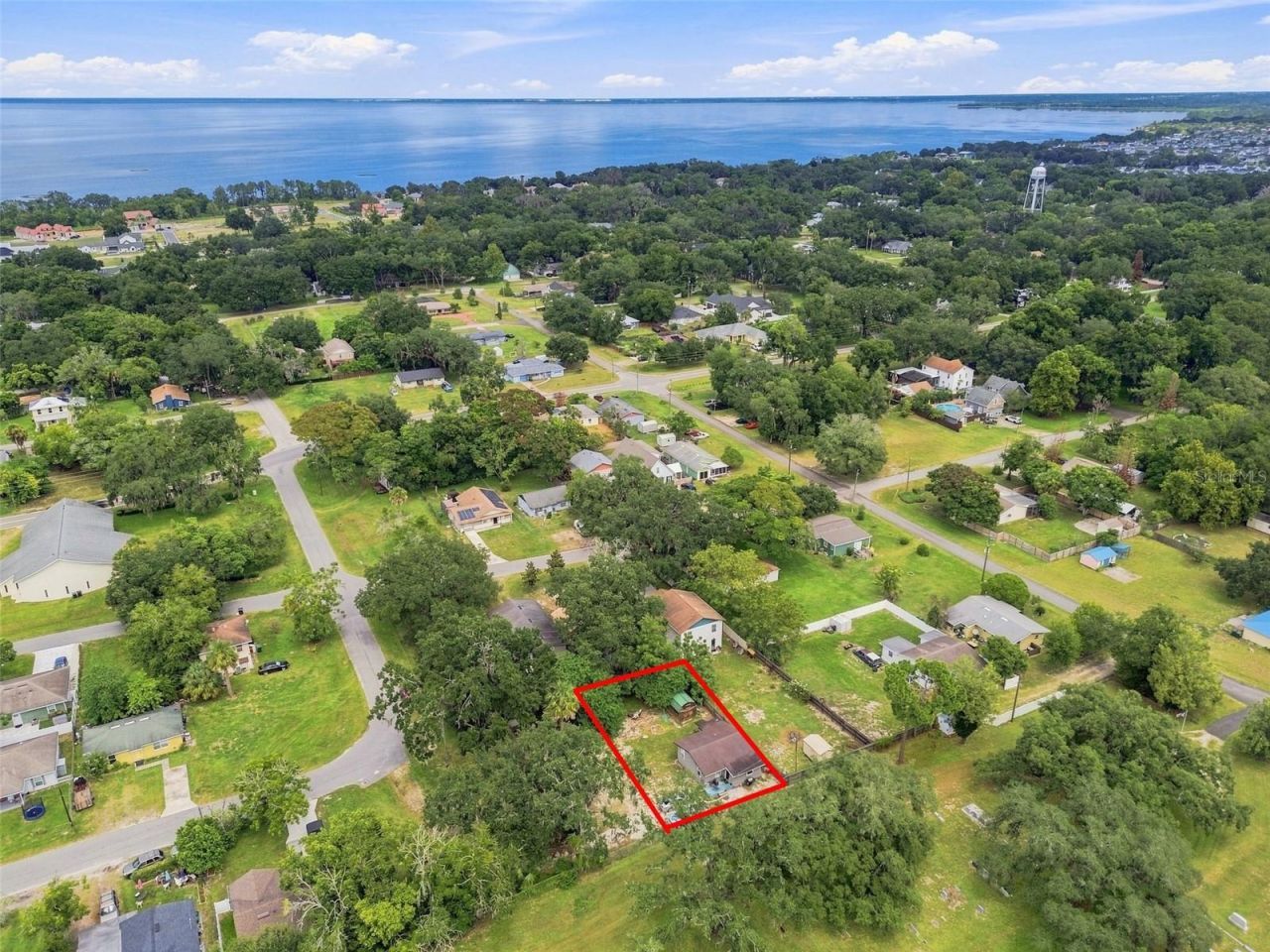 320 W Sadler Avenue , Oakland, FL 34760 Photo