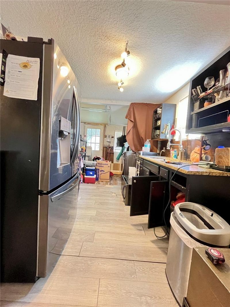 320 W Sadler Avenue , Oakland, FL 34760 Photo