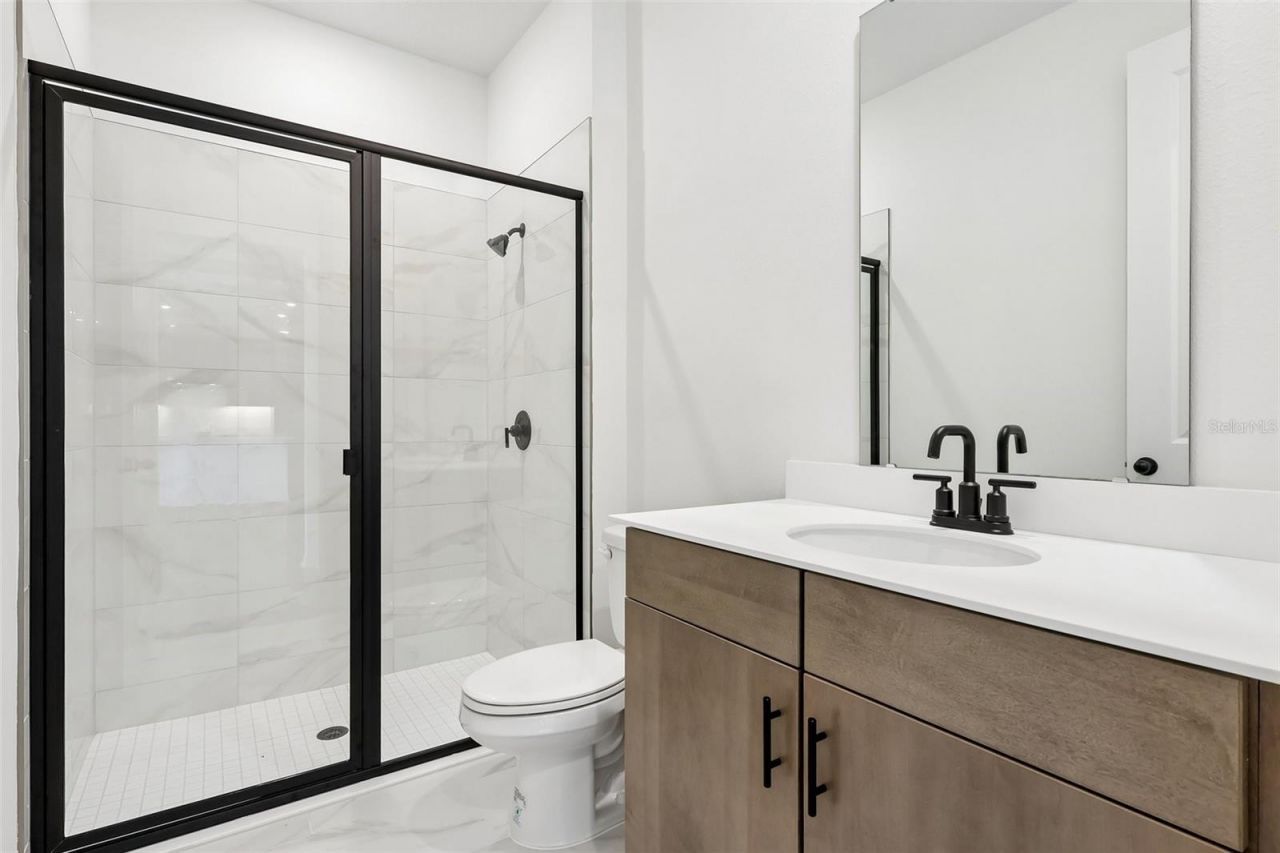 4272 Darby Court , Eustis, FL 32736 Photo