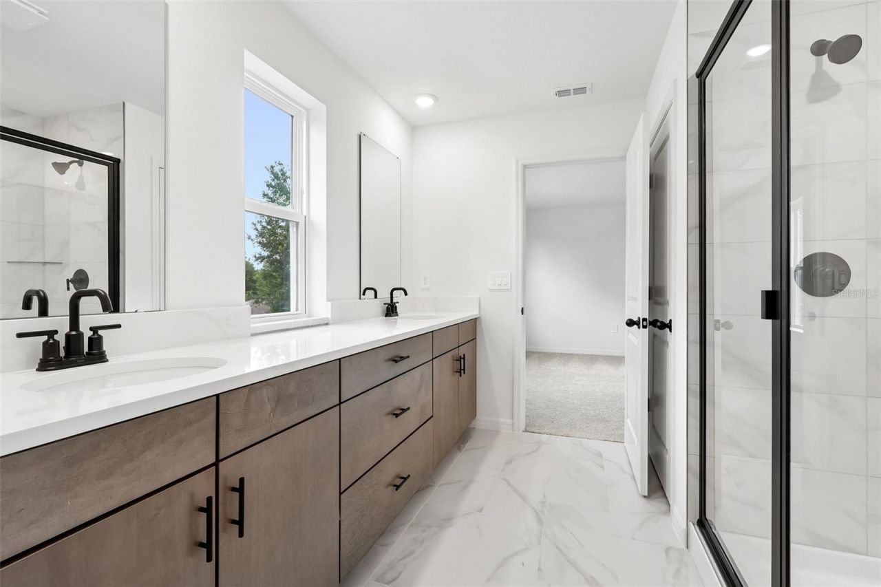 4272 Darby Court , Eustis, FL 32736 Photo