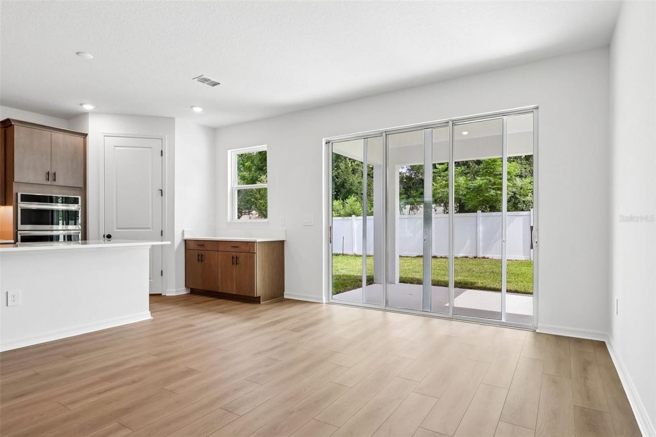 4272 Darby Court , Eustis, FL 32736 Photo