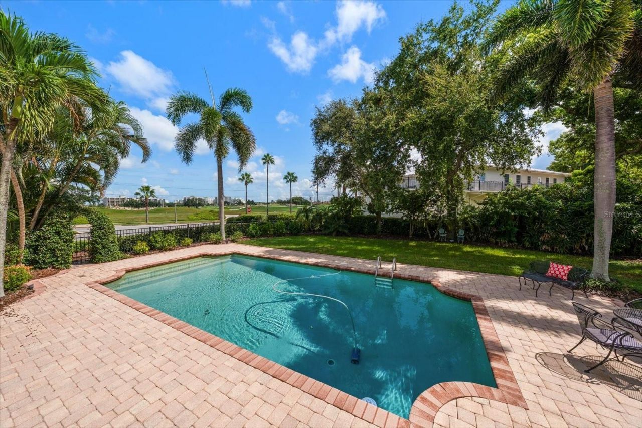 561 Palmetto Road, Belleair, FL 33756 Photo