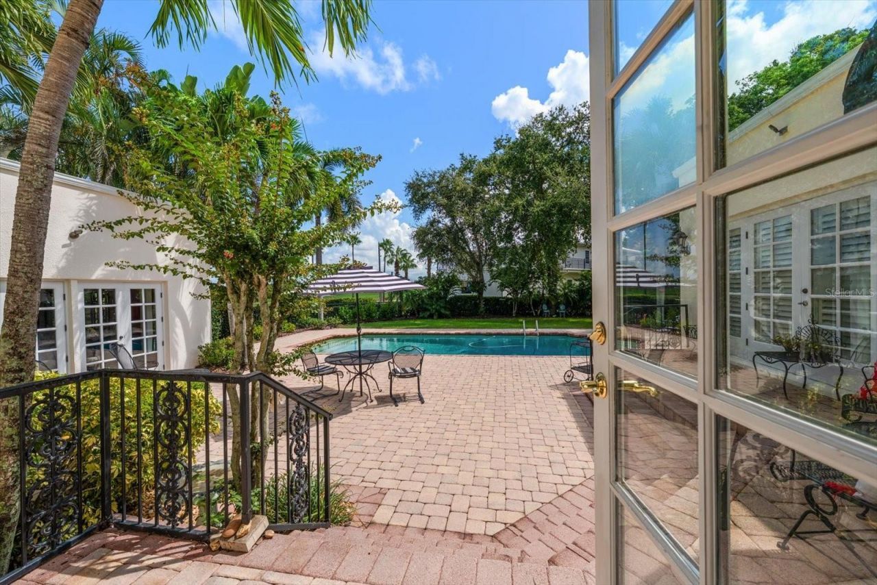 561 Palmetto Road, Belleair, FL 33756 Photo