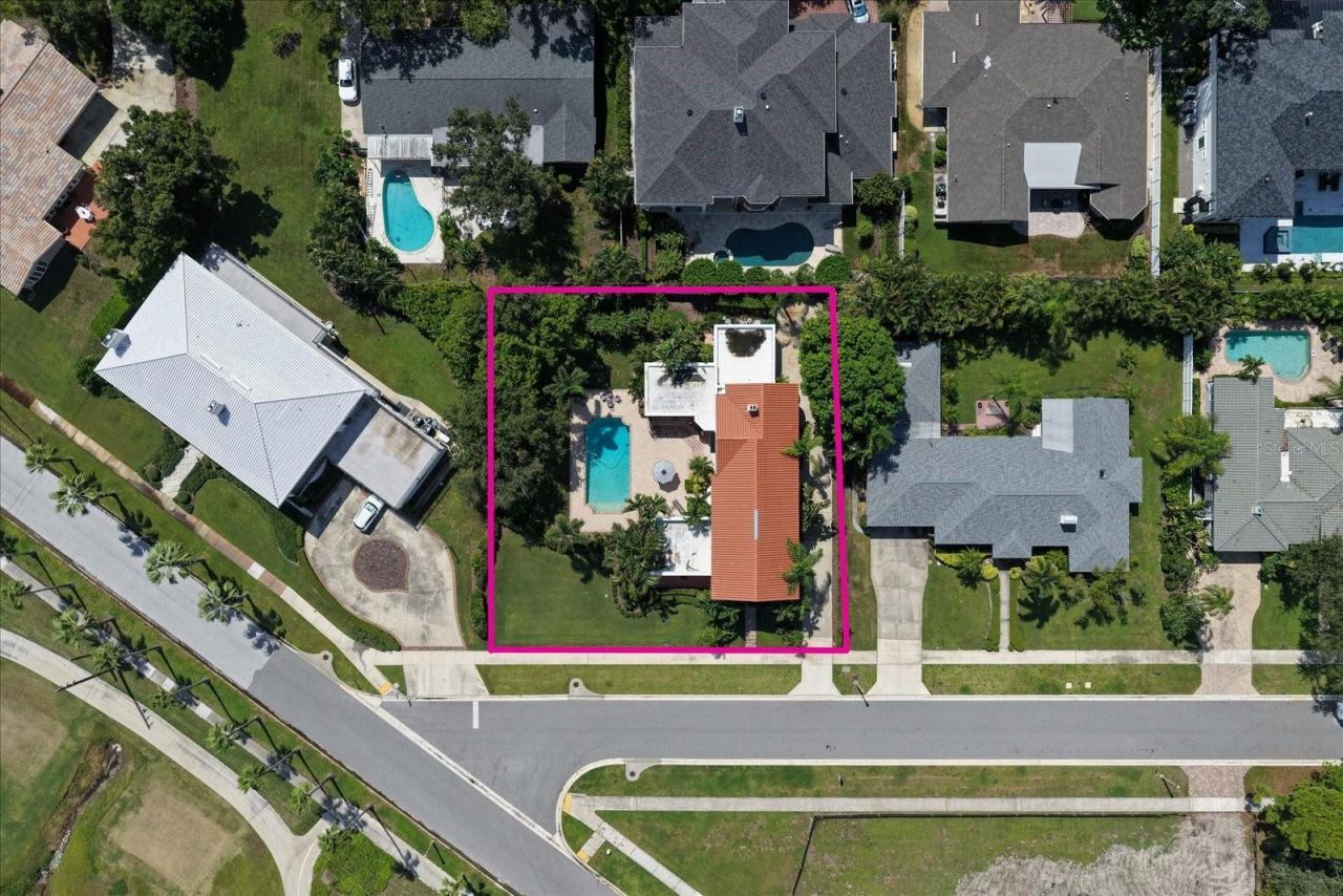 561 Palmetto Road, Belleair, FL 33756 Photo
