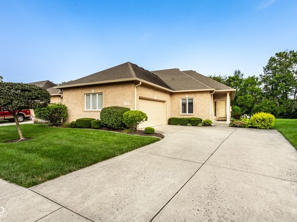 1392 Heron Ridge , Greenwood, IN 46143