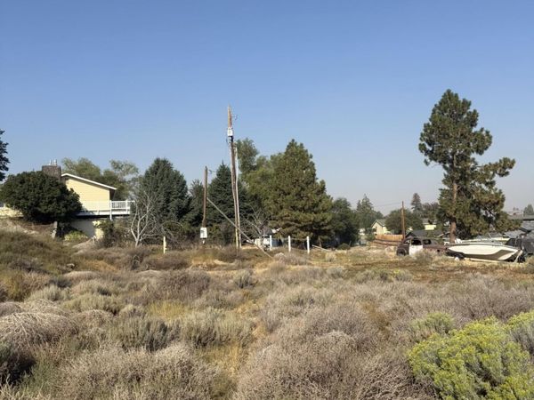 680 SE Haven Street, Madras, OR 97741