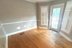 108 E Coker Ln. photo 4