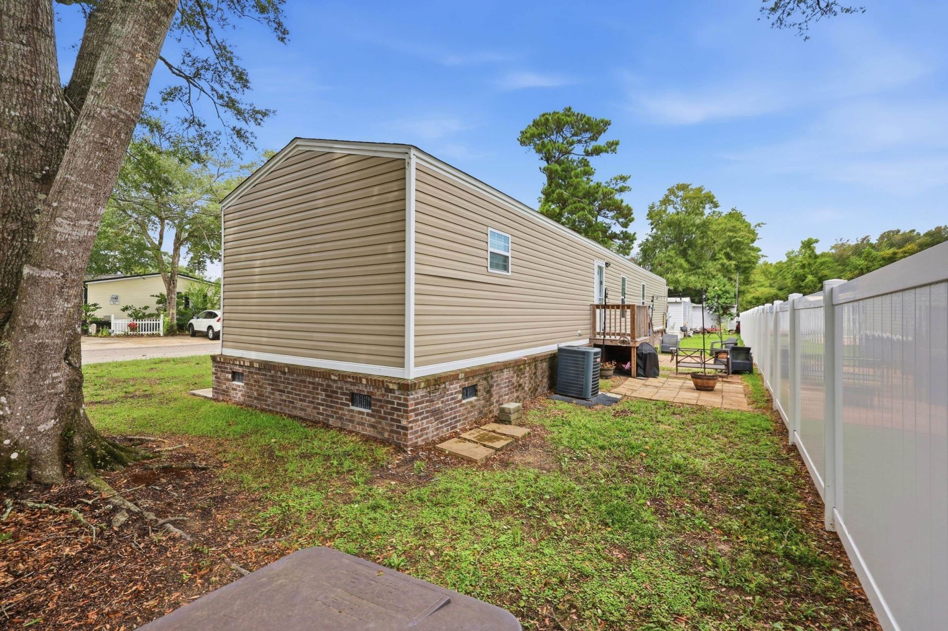 818 Wayne St.  Photo 20