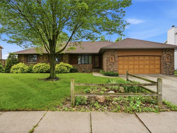 3615 24th Avenue , Marion, IA 52302