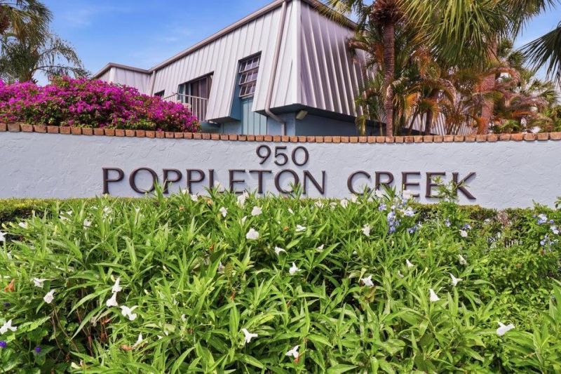 950 S Kanner Highway, Unit D5, Stuart, FL 34994 Photo